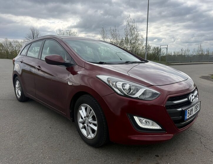 Hyundai i30 Kombi 1,6 l 81 kw