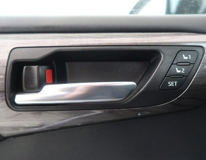 Toyota Highlander SUV / Terénní 2,5 l 182 kw