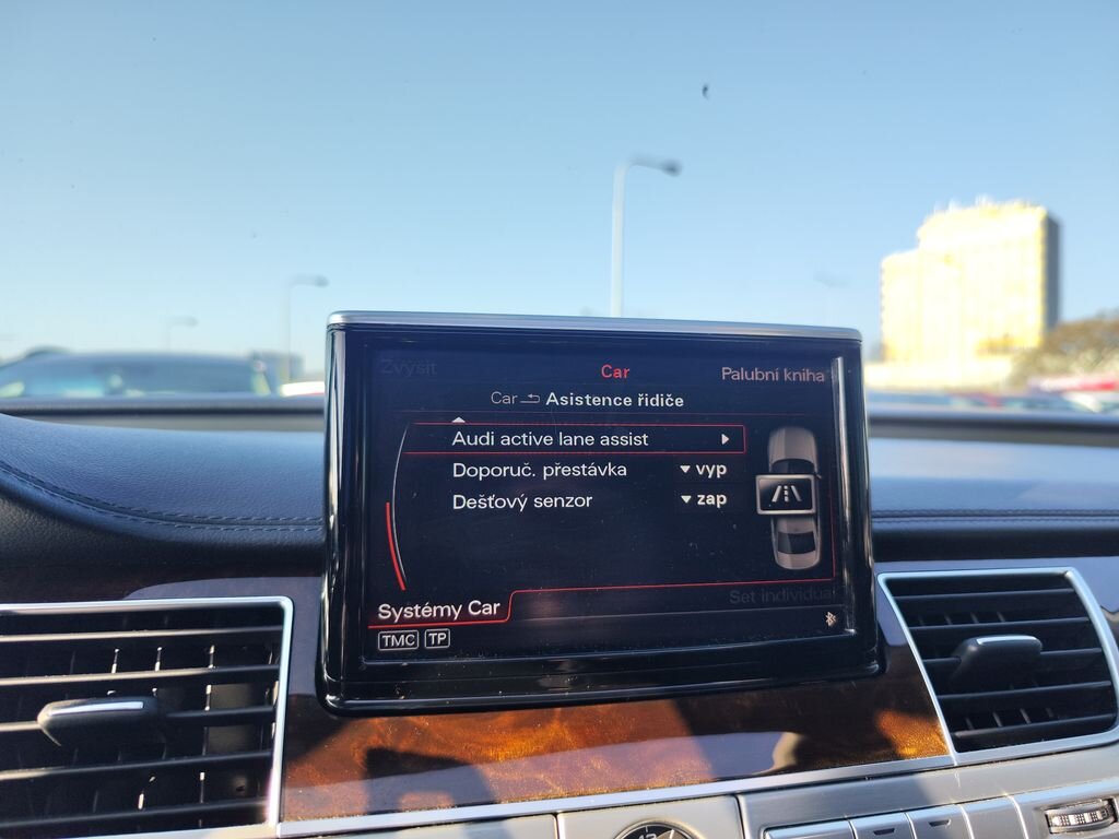 Audi A8 Sedan / Limuzína 3,0 l 190 kw