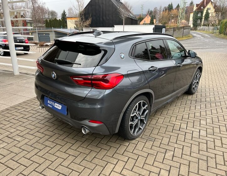 BMW X2 SUV 2,0 l 140 kw