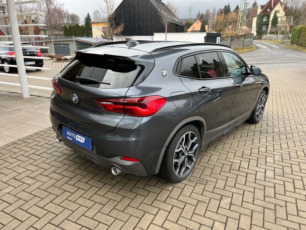 BMW X2 SUV 2,0 l 140 kw