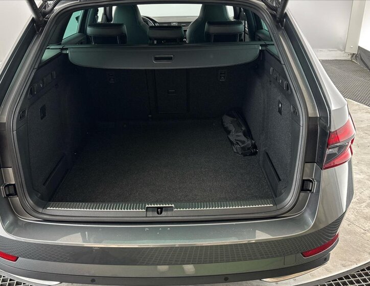 Škoda Superb Kombi 2,0 l 140 kw