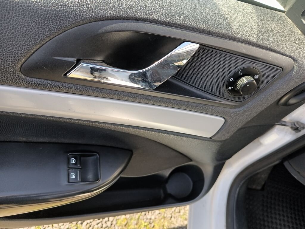 Škoda Octavia Sedan / Limuzína 1,6 l 77 kw