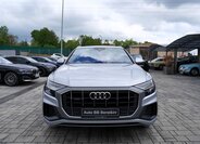 Audi Q8 SUV / Terénní 3,0 l 250 kw