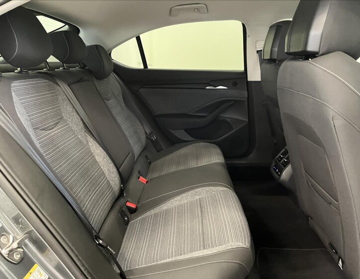 Škoda Superb Liftback 2,0 l 110 kw