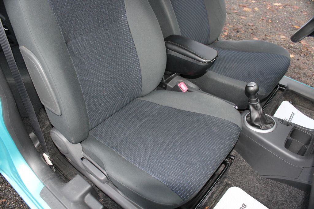 Suzuki Swift Hatchback 1,3 l 67 kw