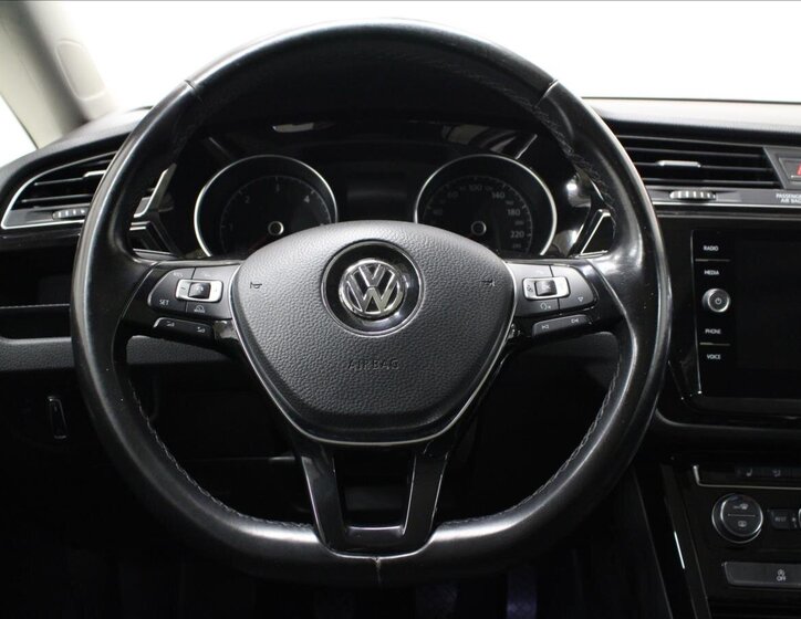 Volkswagen Touran Kombi 2,0 l 110 kw