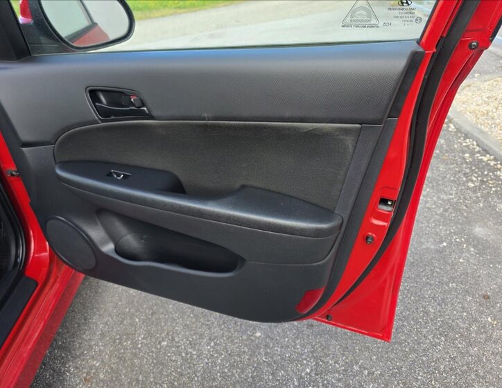 Hyundai i30 Hatchback 1,4 l 77 kw