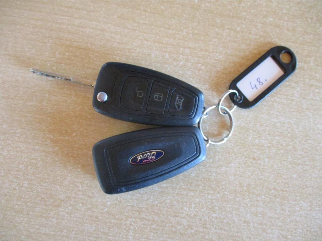 Ford Transit Skříň 2,0 l 96 kw