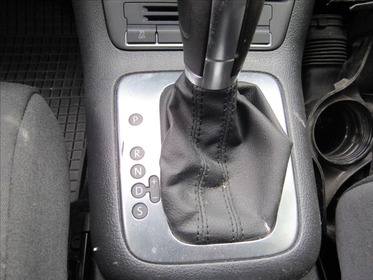 Volkswagen Golf Plus Hatchback 1,2 l 77 kw