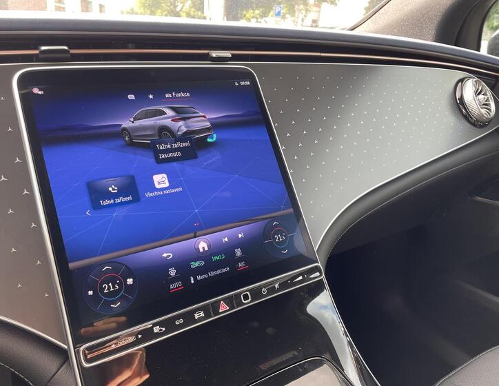 Mercedes-Benz EQE 13