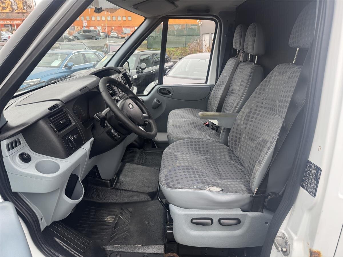 Ford Transit Skříň 2,2 l 114 kw