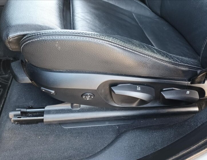 BMW X3 SUV / Terénní 2,0 l 135 kw