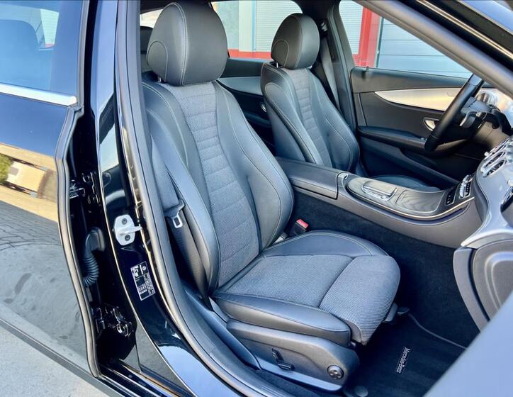 Mercedes-Benz Třídy E 22