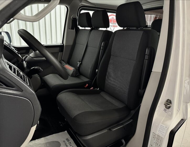 Volkswagen Transporter 24