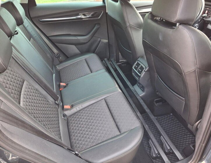 Škoda Karoq SUV / Terénní 1,5 l 110 kw