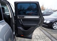 Volkswagen Touareg 17