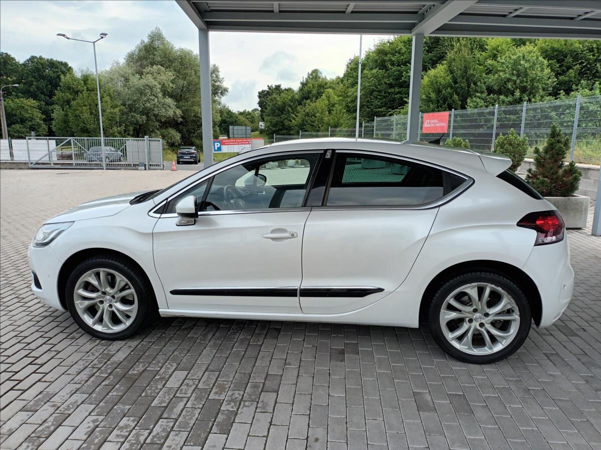 Citroën DS4 Hatchback 1,6 l 147 kw