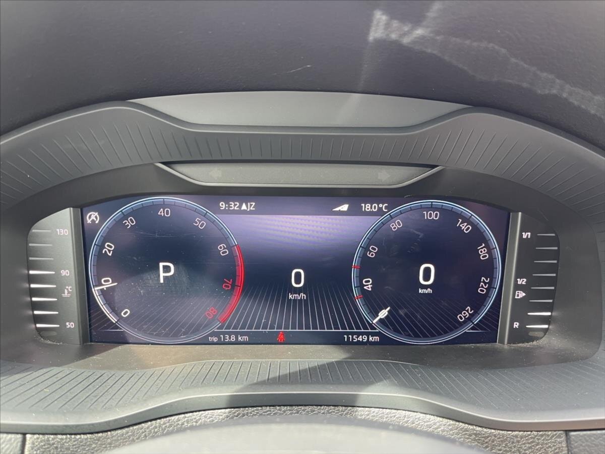 Škoda Karoq SUV / Terénní 1,5 l 110 kw