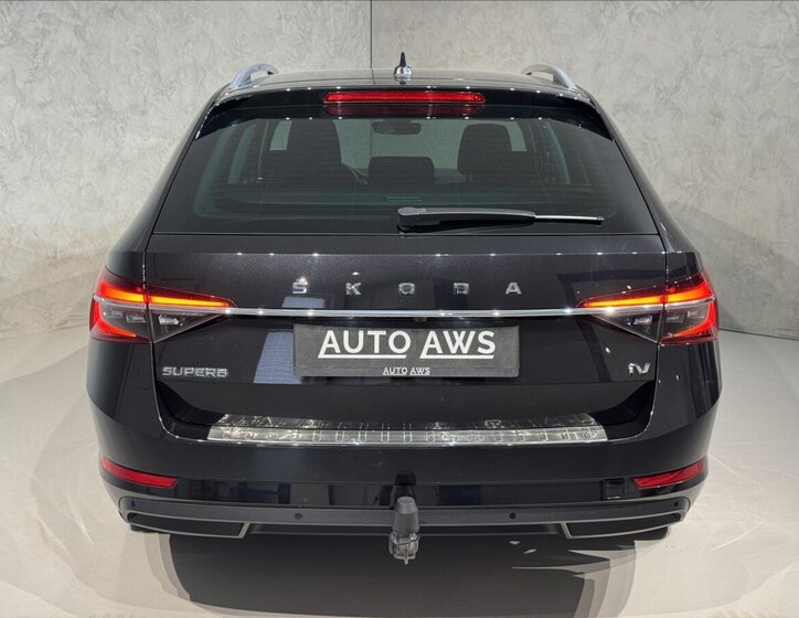 Škoda Superb Kombi 1,4 l 160 kw