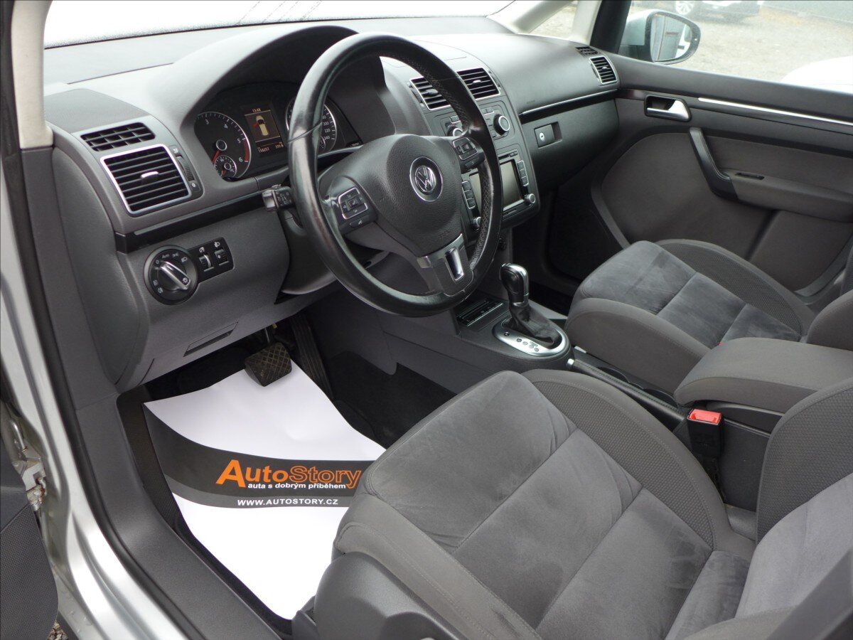 Volkswagen Touran Kombi 1,6 l 77 kw