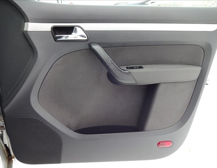 Volkswagen Touran Kombi 1,9 l 77 kw