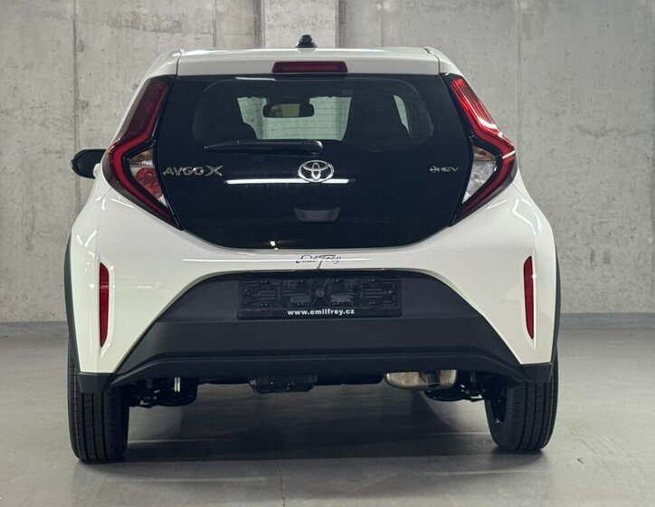 Toyota Aygo Hatchback 1,5 l 53 kw