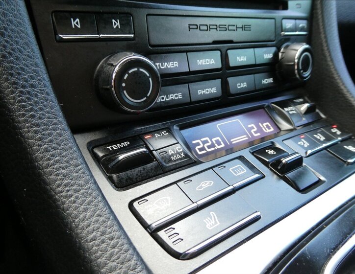 Porsche Cayman Kupé 2,5 l 257 kw