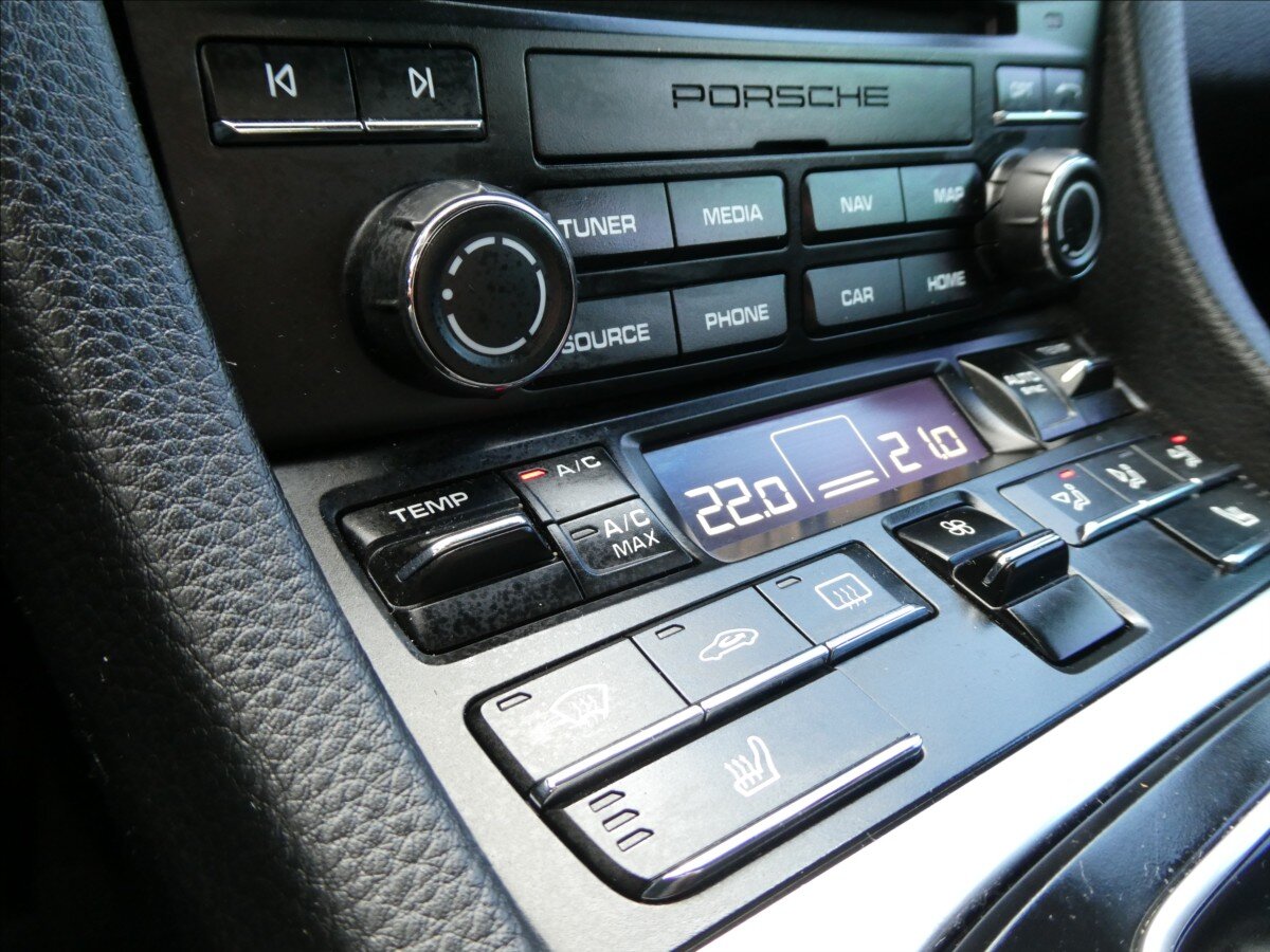 Porsche Cayman Kupé 2,5 l 257 kw