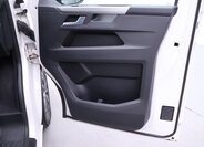 Volkswagen Multivan 13