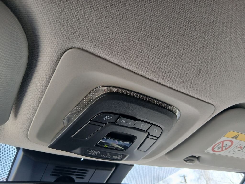 Toyota Corolla Sedan 1,5 l 92 kw