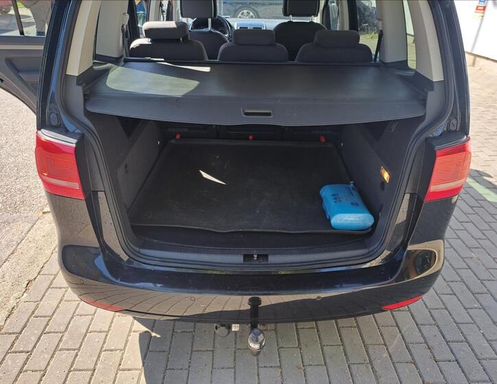 Volkswagen Touran 37