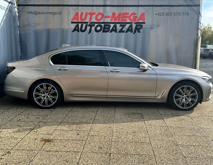 BMW Řada 7 4