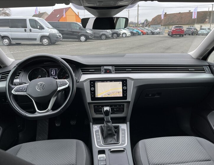 Volkswagen Passat 18