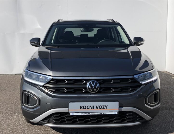 Volkswagen T-Roc 4