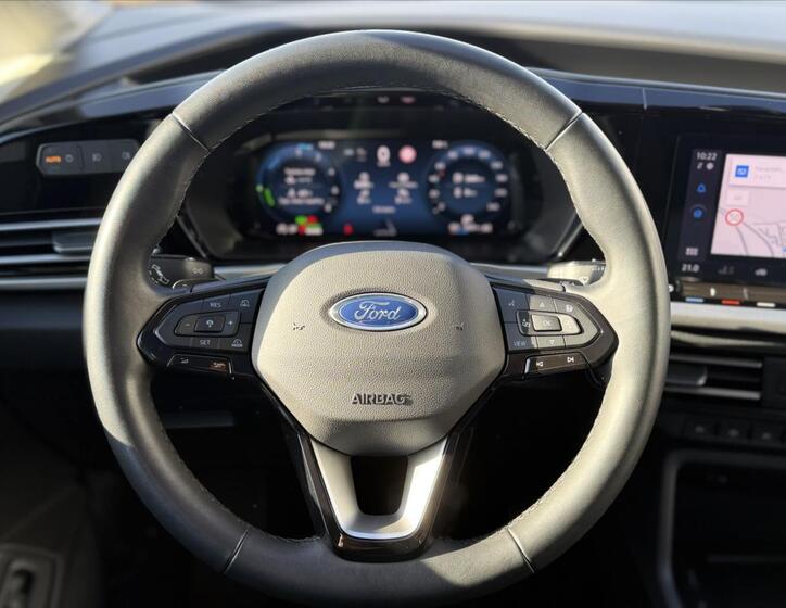 Ford Tourneo Connect 18