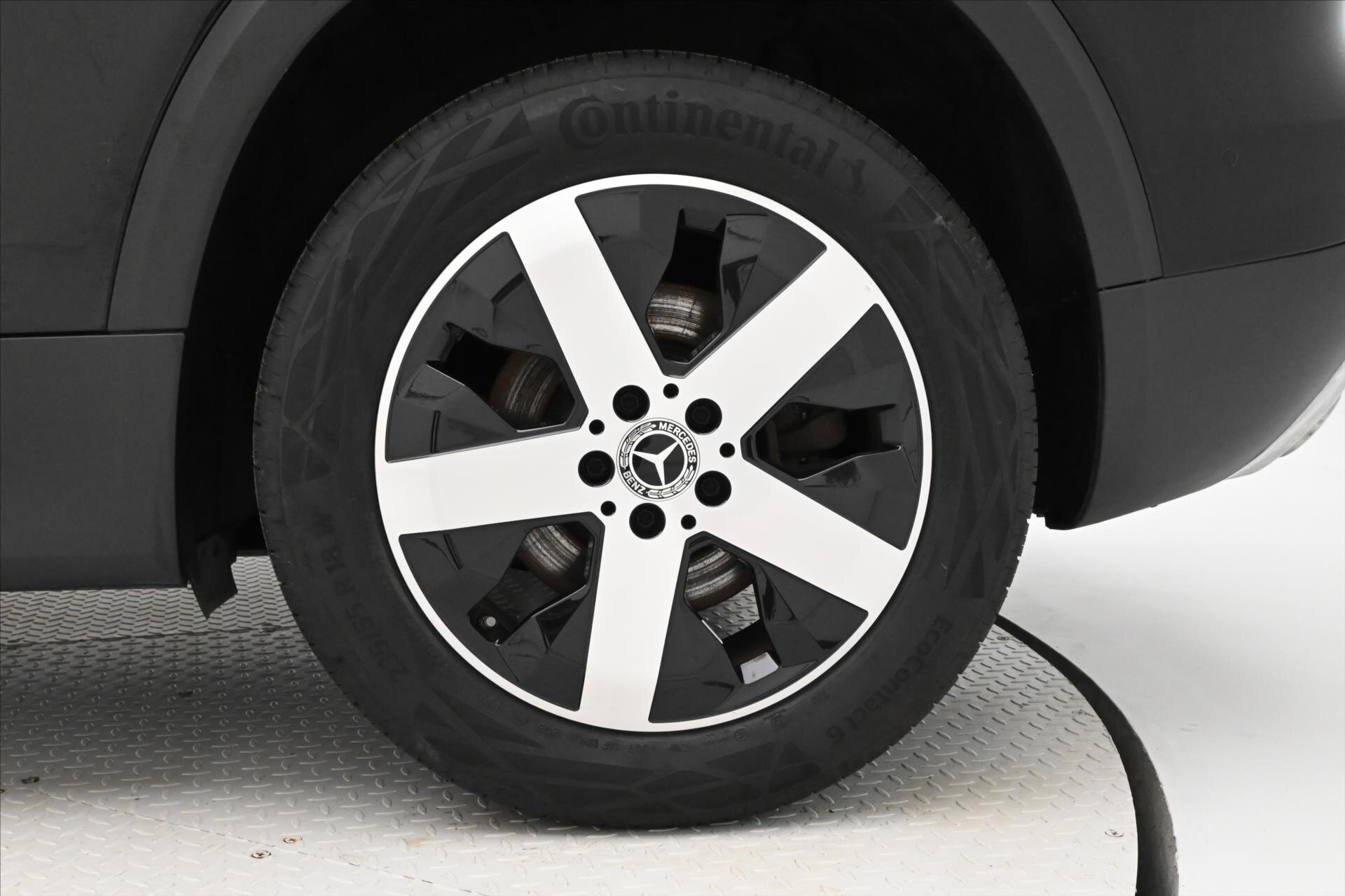 Mercedes-Benz GLB SUV 2,0 l 140 kw