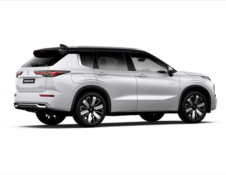 Mitsubishi Outlander SUV 2,4 l 225 kw