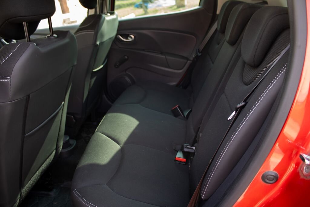 Renault Clio Hatchback 898,0 56 kw