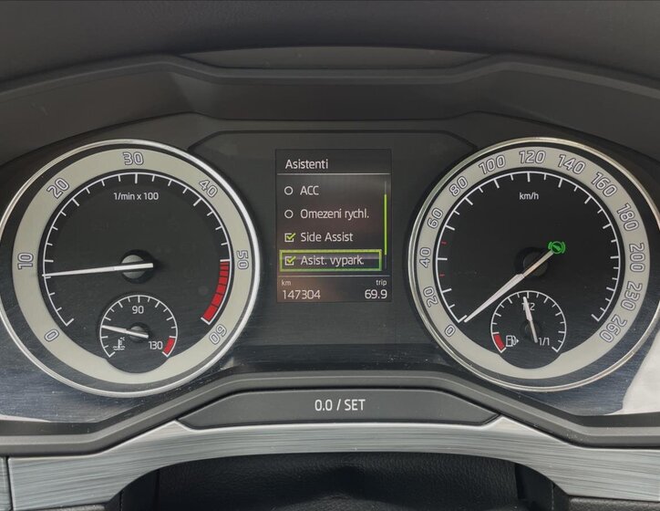 Škoda Superb Kombi 2,0 l 110 kw