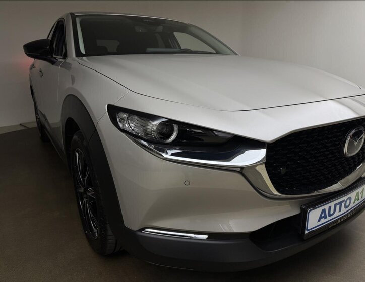 Mazda CX-30 SUV / Terénní 2,0 l 90 kw