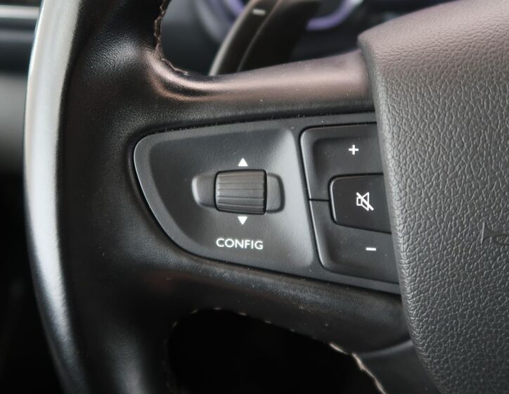 Peugeot Traveller 24