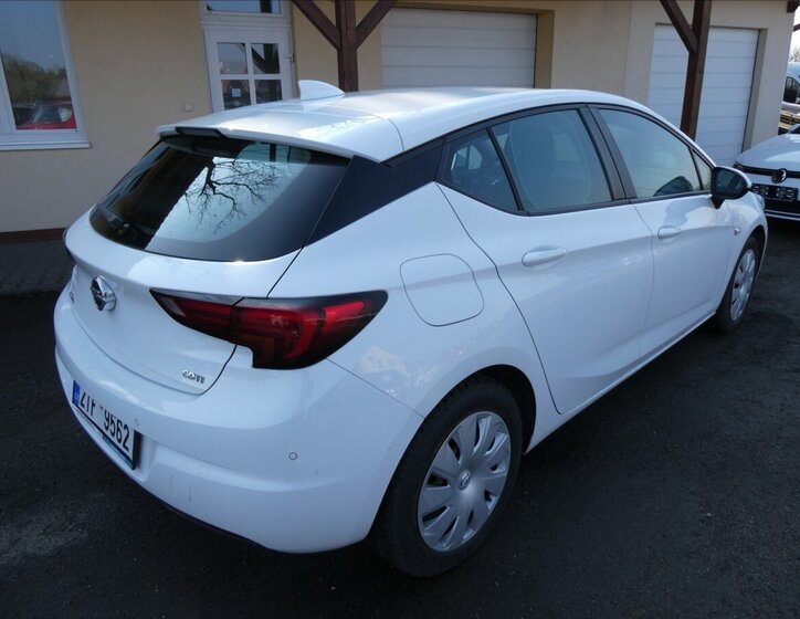 Opel Astra Hatchback 1,6 l 81 kw