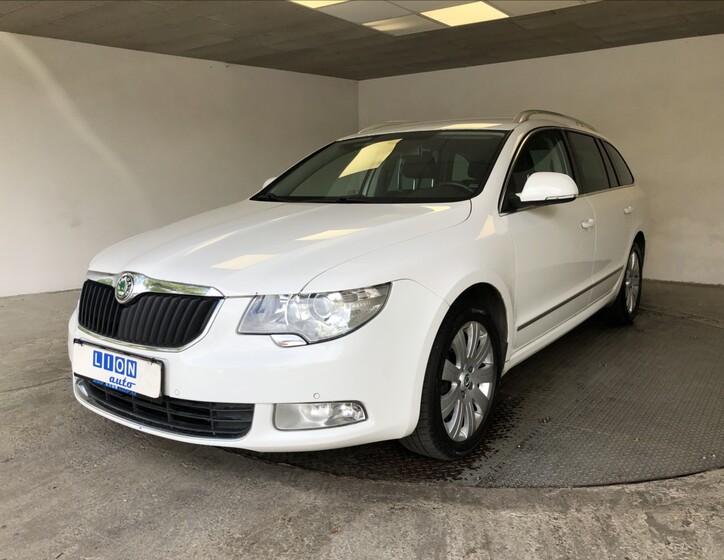 Škoda Superb 3