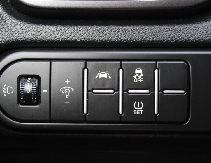 KIA Ceed Hatchback 998,0 73 kw