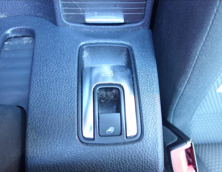 Volkswagen Golf Kabriolet 1,2 l 77 kw