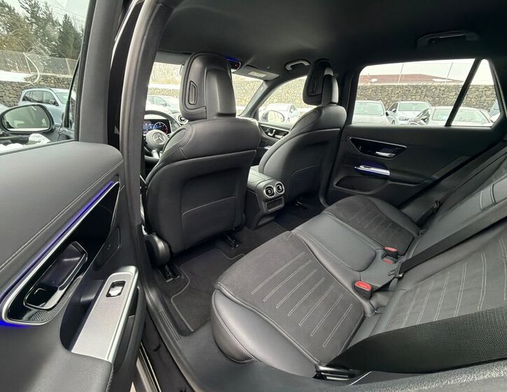 Mercedes-Benz GLC SUV / Terénní 2,0 l 145 kw