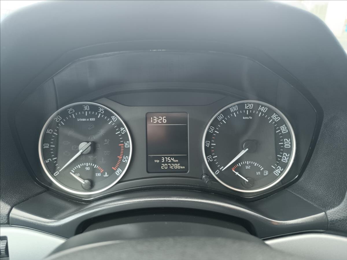 Škoda Octavia Liftback 2,0 l 81 kw