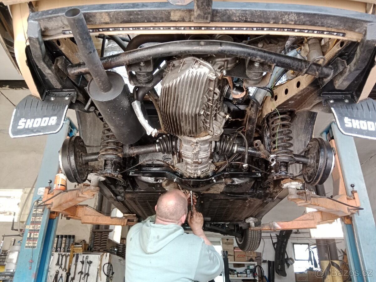 Škoda 120 Sedan / Limuzína 0,0 0