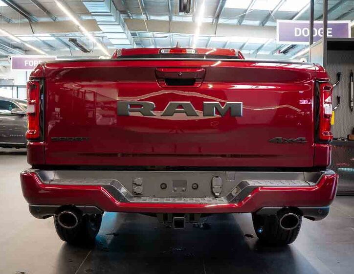 Dodge RAM 4